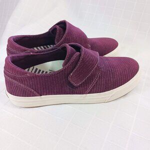 TAOS Footware Women's Bordeaux Embossed Soul Suede Sneakers Hook & Loop Size 7